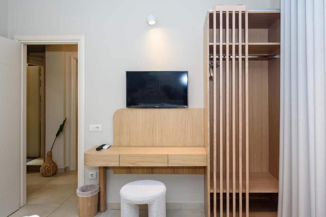 Steliosdimitra Iii In Apartment *
